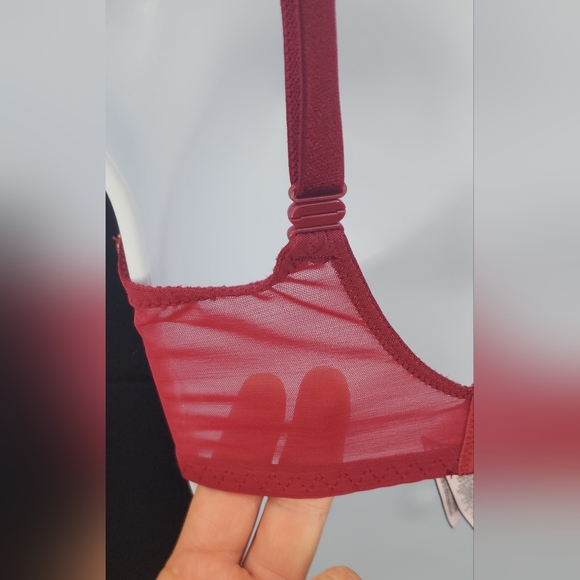 ♦VICTORIA'S SECRET Dream Angel Push-up without Padding Bra. Burgundy. Size:32DDD - Picture 6 of 10
